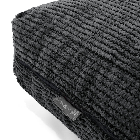 Grand Coussin de Sol - Pompon Noir 02