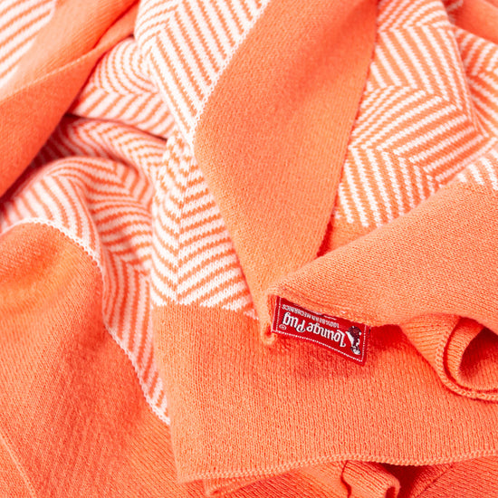 Couverture / Plaid - Tricoté Chevrons Corail 05