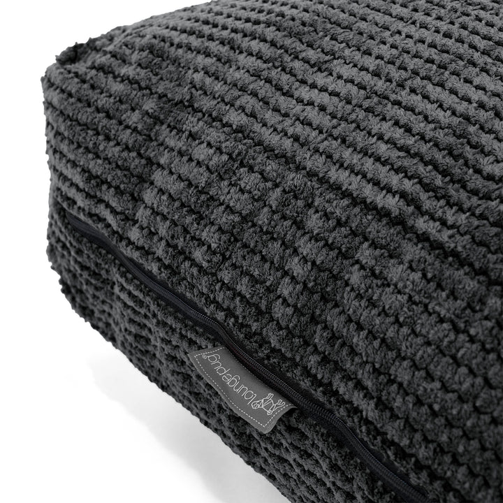 Grand Coussin de Sol - Pompon Noir 02