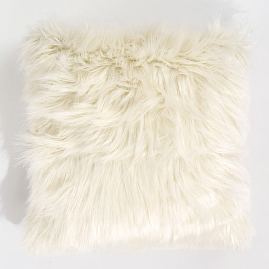 Housse de Coussin 47 x 47cm - Imitation fourrure à poils longs Crème 01