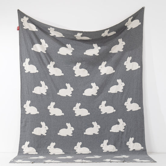 Couverture / Plaid - Tricoté Rabbit 01