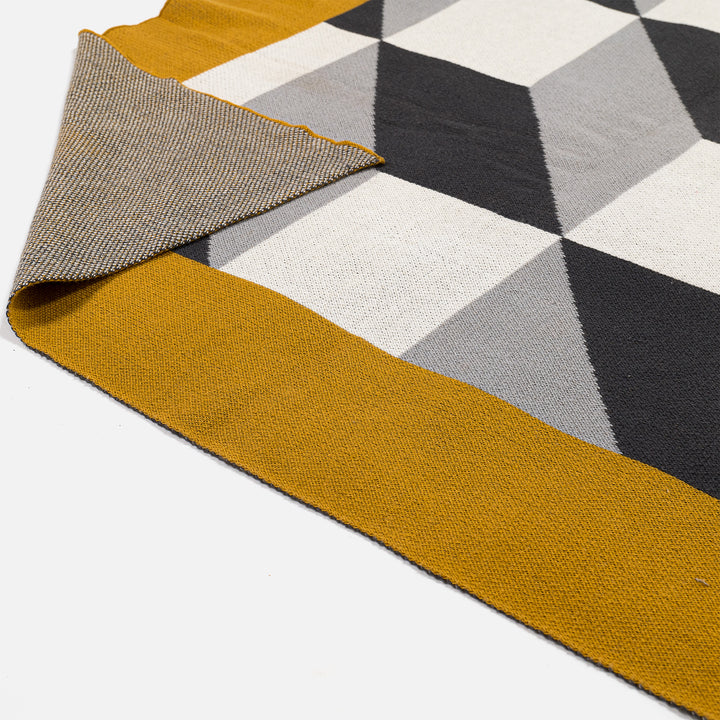 Couverture / Plaid - Tricoté Prism 02