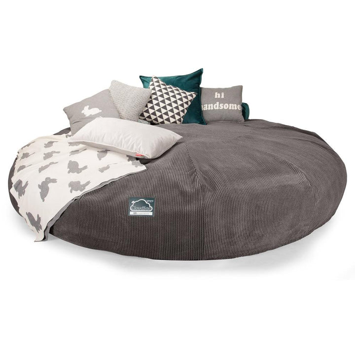 Lounge Pug, CloudSac 5000 XXXXXL, Canapé Pouf Titanesque à Mémoire de Forme, Gros Pouf Sofa, Pompon Anthracite