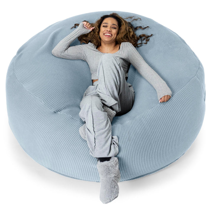 LOUNGE PUG -  Ellos Tricoté - Canapé Pouf Géant 'Grande Mammouth' - Pouf Canapé - Gros Pouf - Bleu Brumeux
