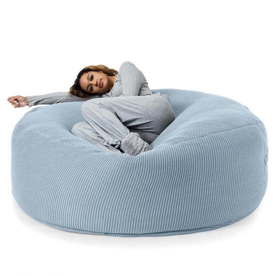 LOUNGE PUG -  Ellos Tricoté - Canapé Pouf Géant 'Grande Mammouth' - Pouf Canapé - Gros Pouf - Bleu Brumeux