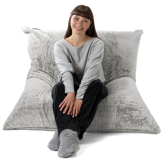 Pouf Géant XXL - Fausse Fourrure Lapin Gris clair 01