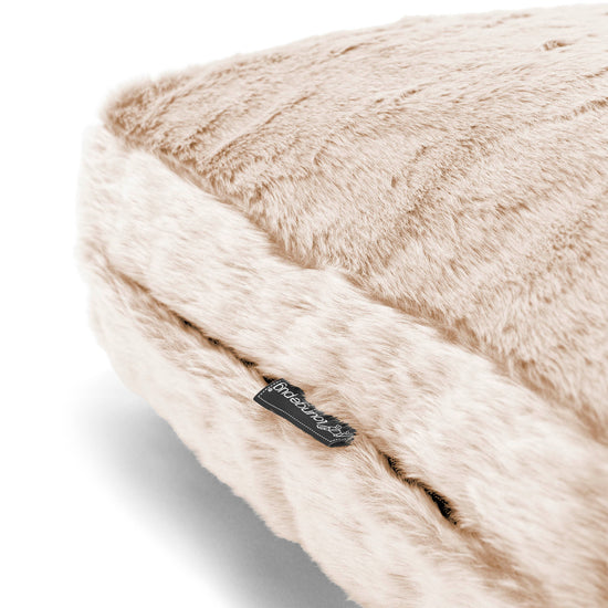 Grand Coussin de Sol - Fausse Fourrure Lapin Blanc 02